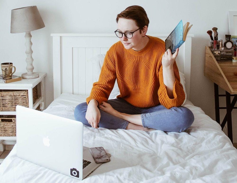 unsplash.com/Nicole Honeywill