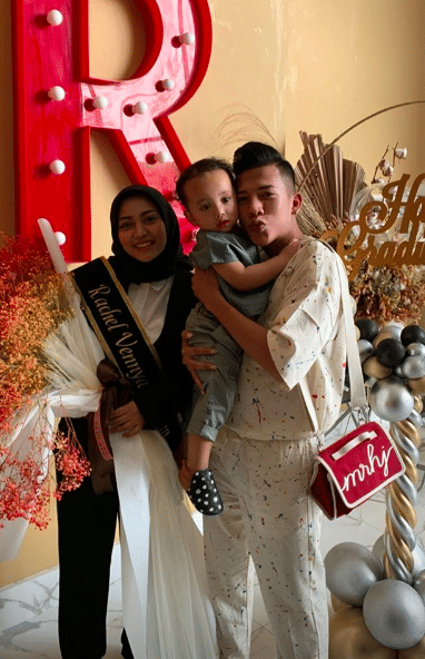 instagram.com/rachelvennya