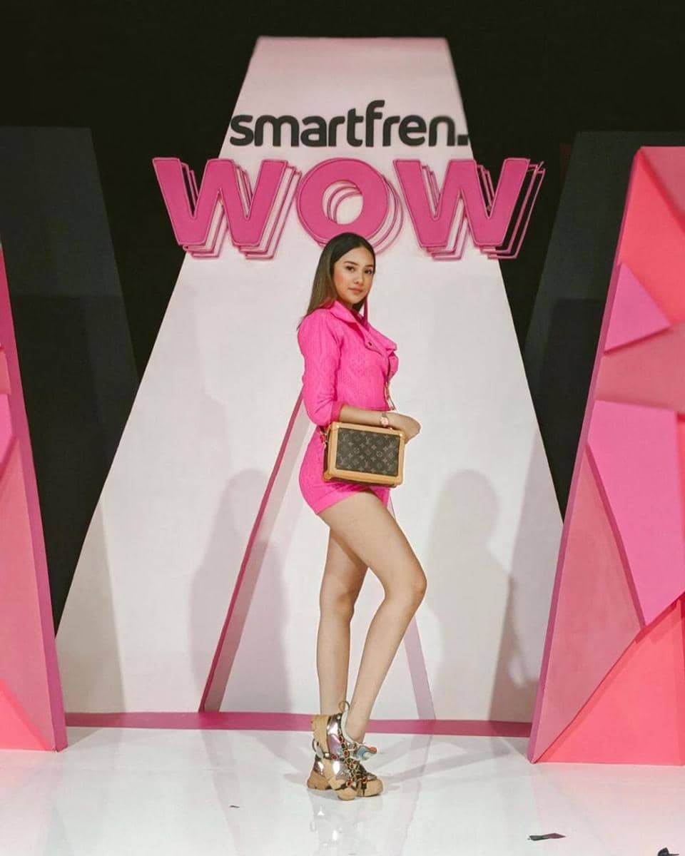 instagram.com/anyageraldine