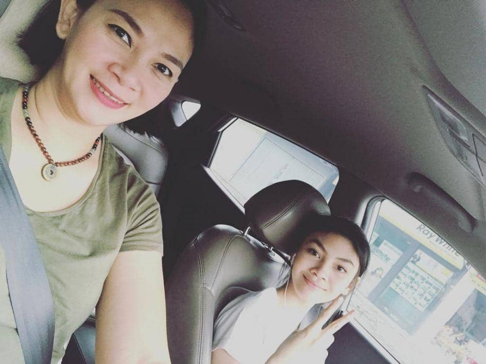 instagram.com/bu_deedee