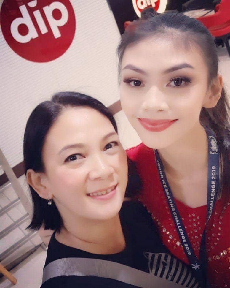 instagram.com/bu_deedee