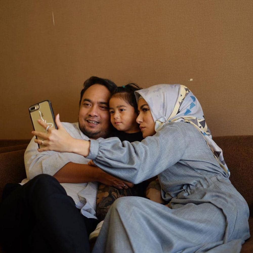 Instagram.com/meisya__siregar