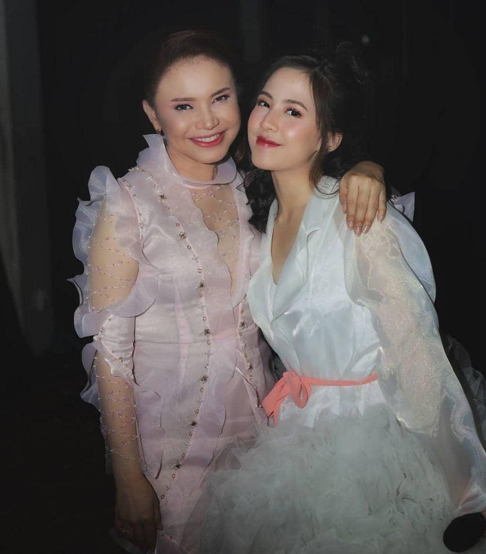 instagram.com/itsrossa910