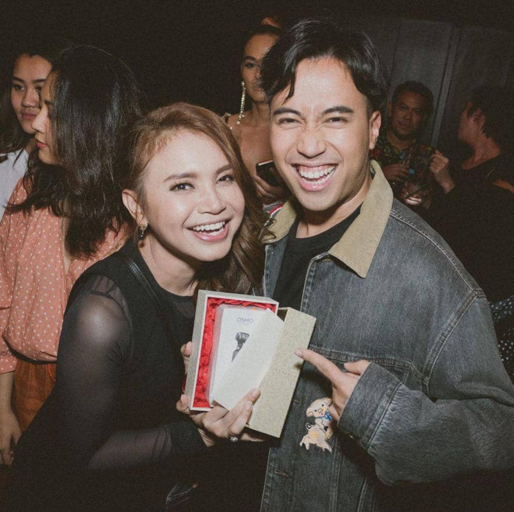 instagram.com/itsrossa910