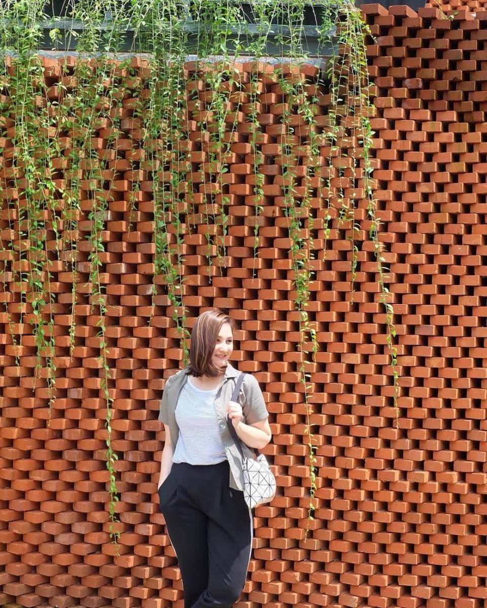 Instagram.com/monaratuliu