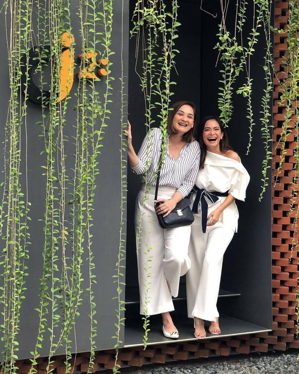 Instagram.com/monaratuliu