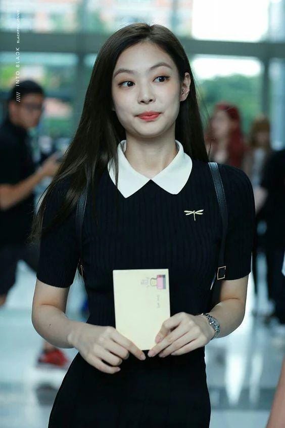 twitter.com/into_black