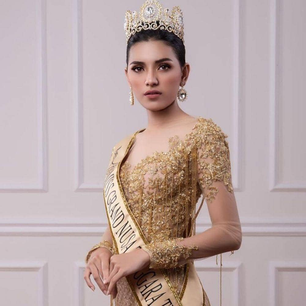 instagram.com/sarlinjones