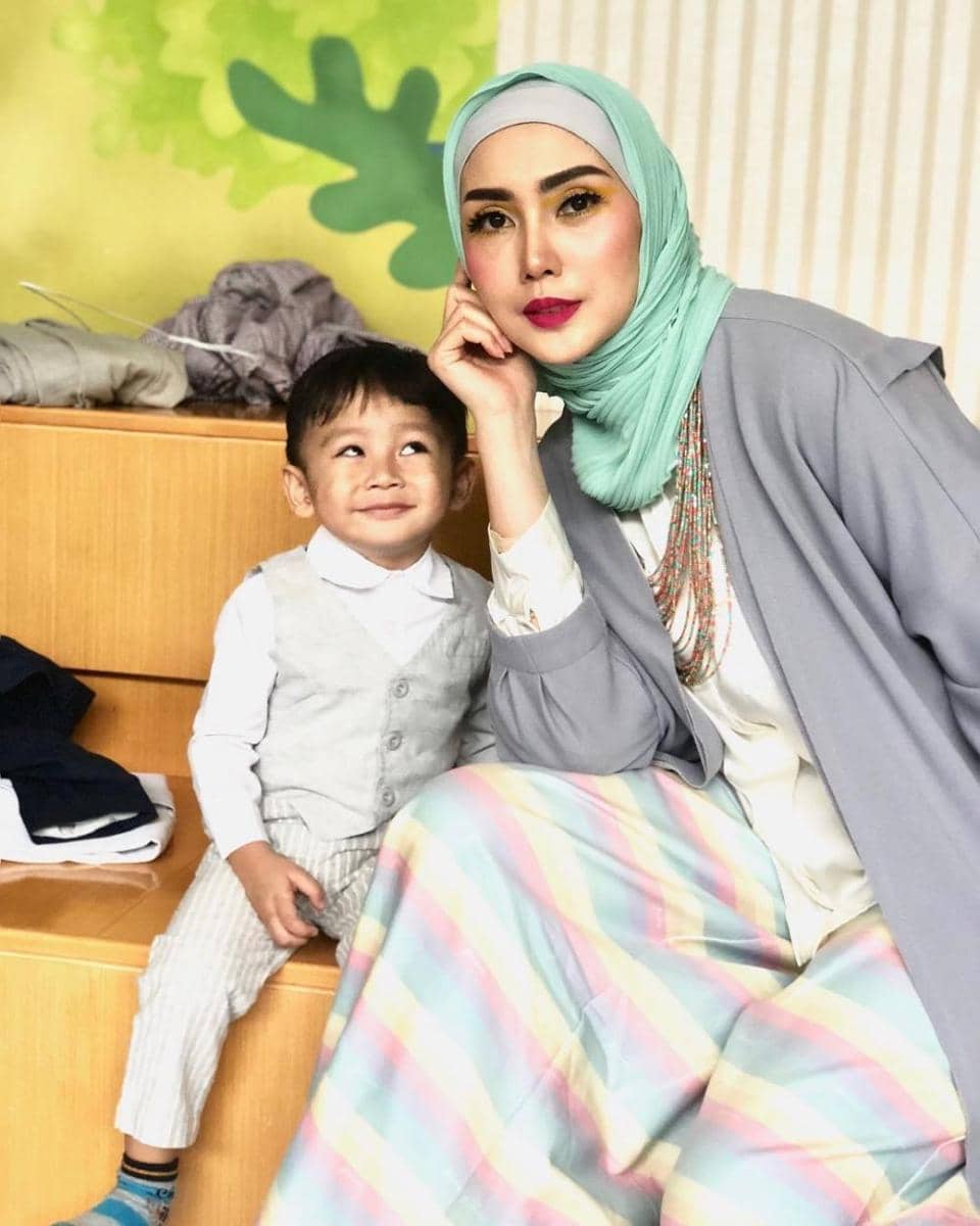 instagram.com/fenitarie