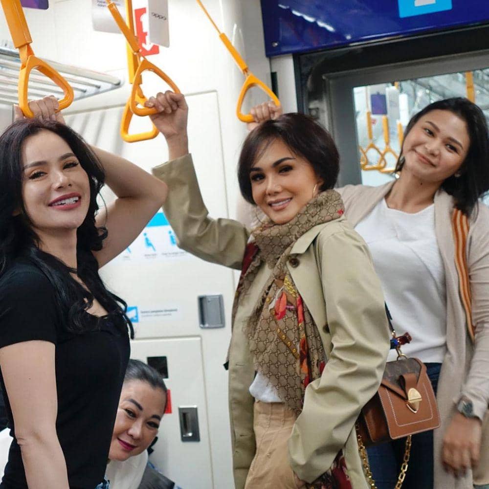 instagram.com/yunishara36