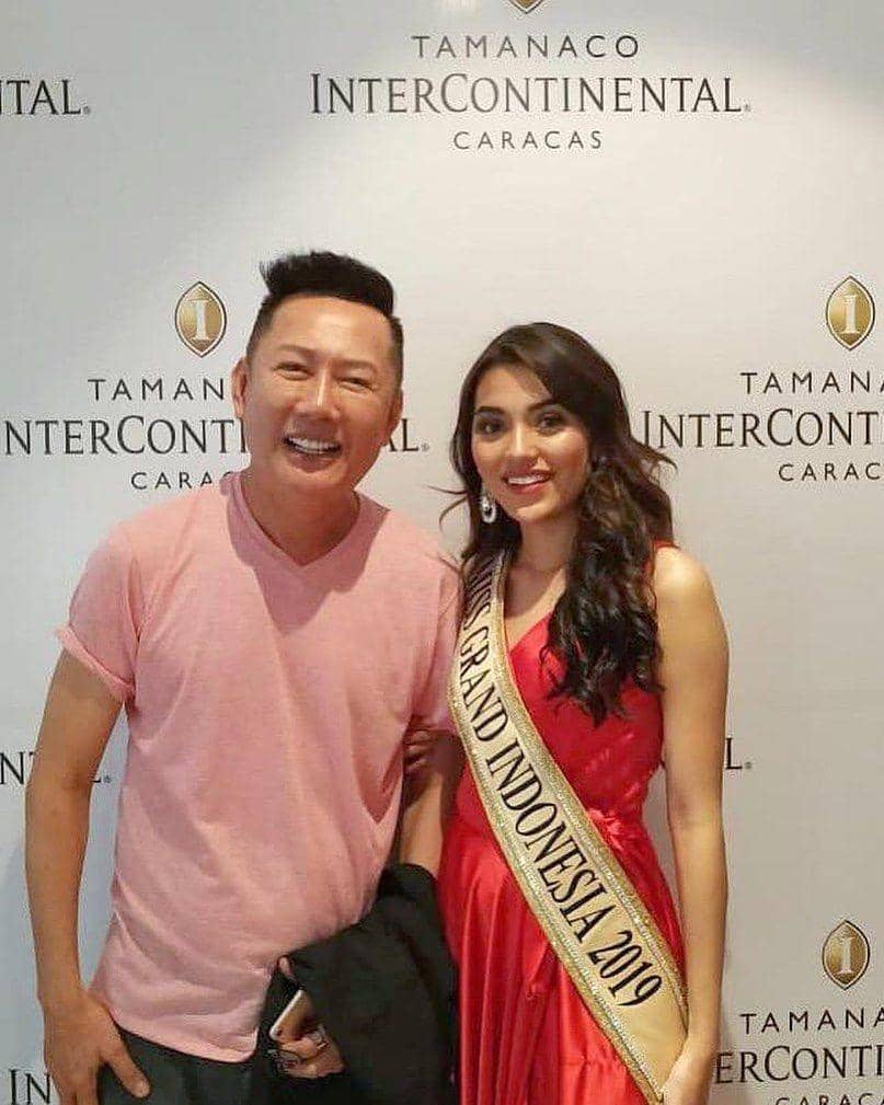 instagram.com/sarlinjones