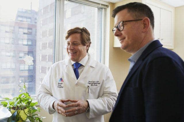 Pexels/LinkedIn Sales