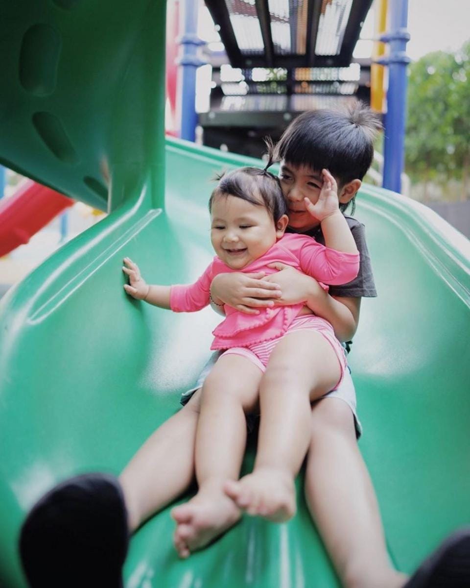 instagram.com/mrssharena