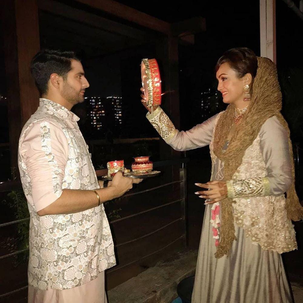 instagram.com/pinkvillatelly