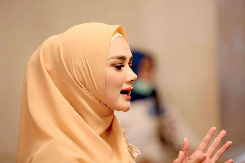 Instagram.com/mulanjameela1