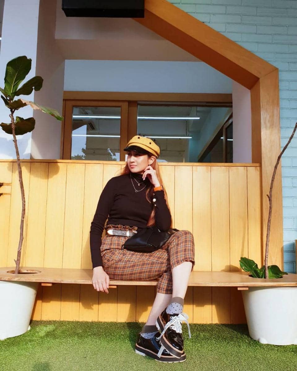 Instagram.com/akuhelmalia