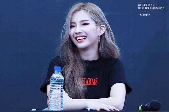 Twitter.com/soyeonpic