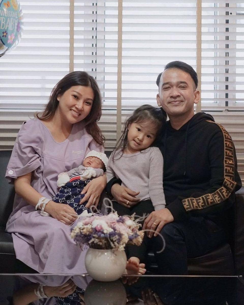 instagram.com/sarwendah29