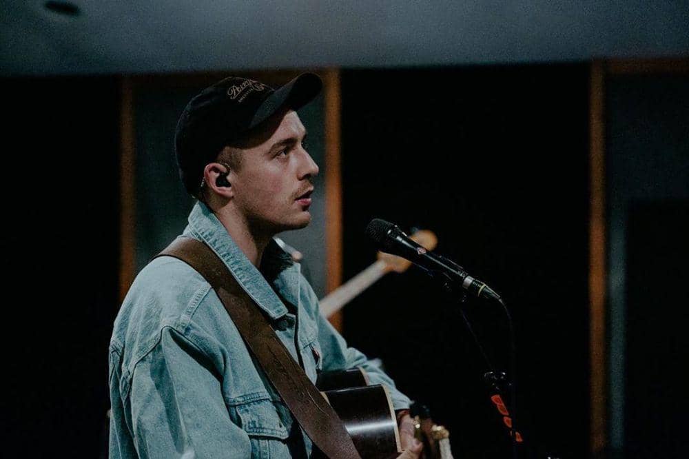 instagram.com/dermotkennedy