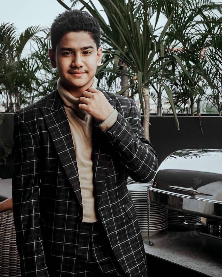 Instagram.com/syakirdaulay