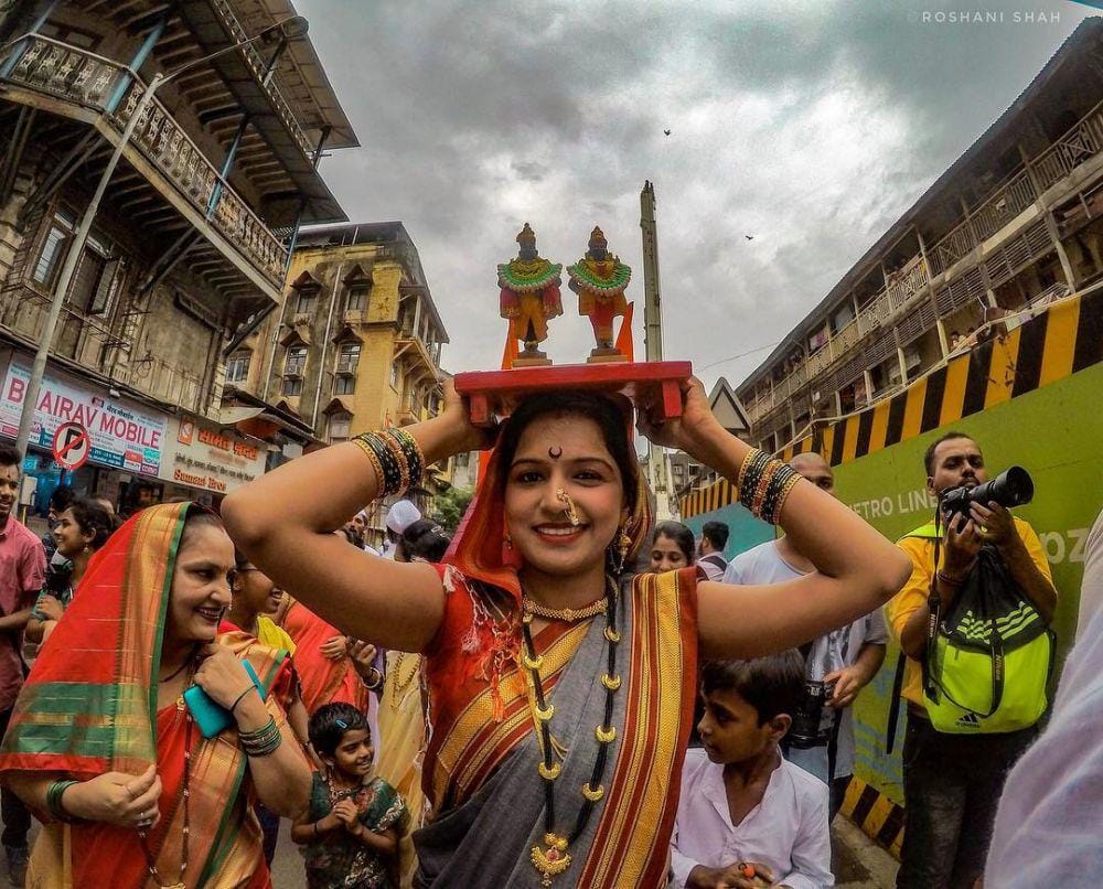 Instagram/roshagulla