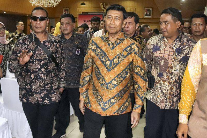 (Wiranto menghadiri acara perpisahan di Kemenkopolhukam) ANTARA FOTO/Humas Polhukam