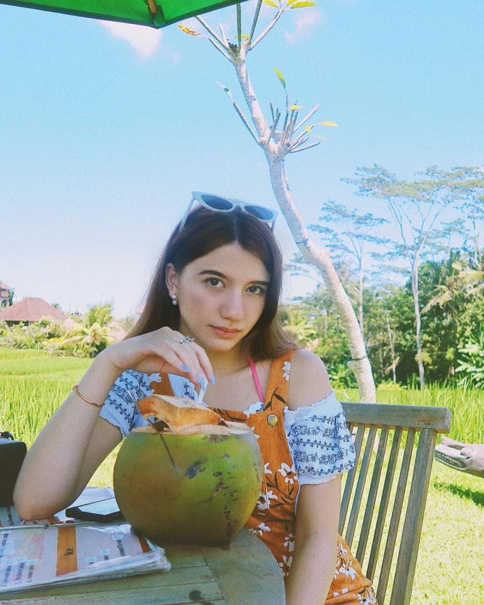 Instagram.com/cassandraslee