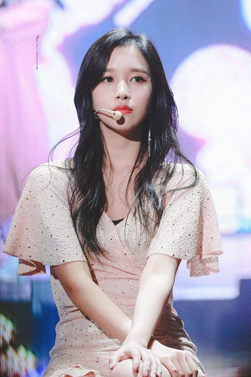 twitter.com/RoseOfSharon324