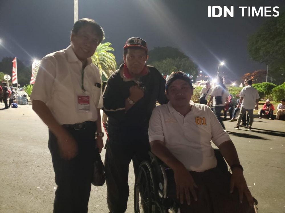 (Relawan Jokowi yang sudah menunggu di Monas) IDN Times/Hana Adi Putra