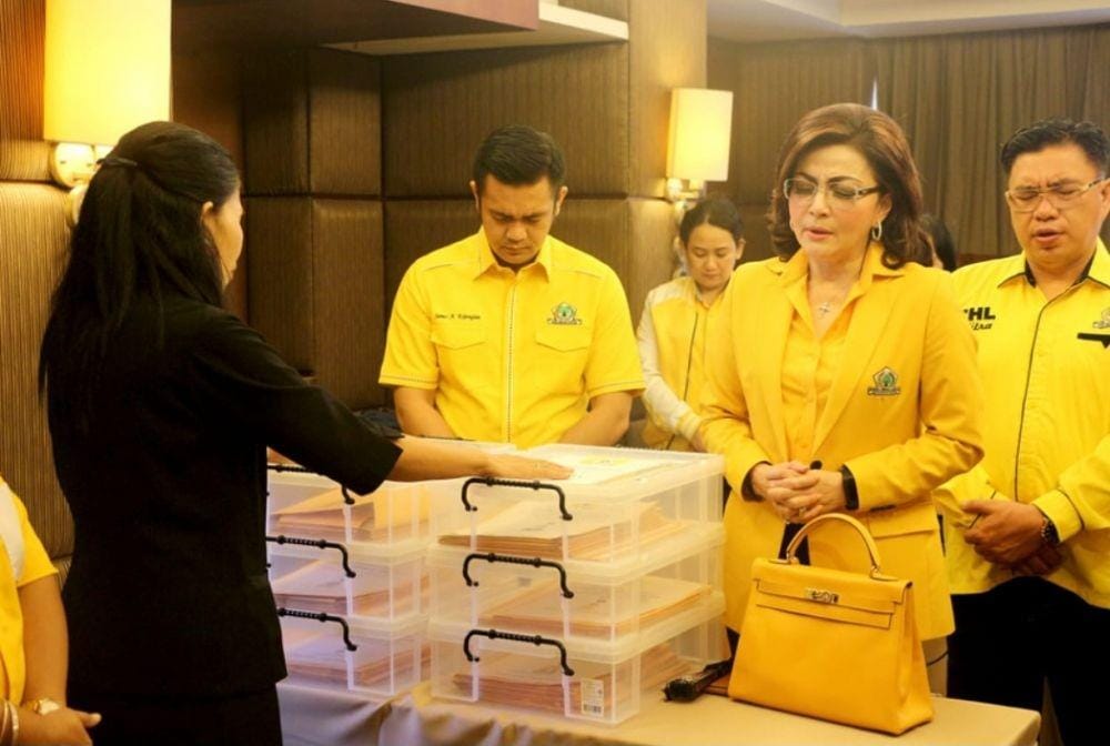 instagram.com/@christiany_eugenia_paruntu