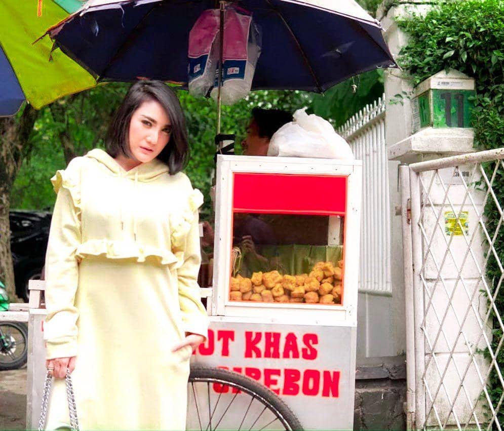 Instagram.com/kikiamaliaworld