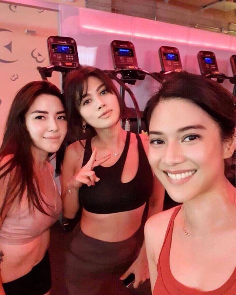 instagram.com/adindabakrie