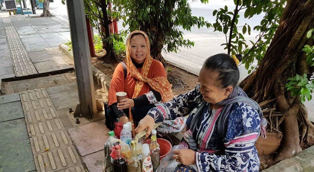 instagram.com/alissa_wahid