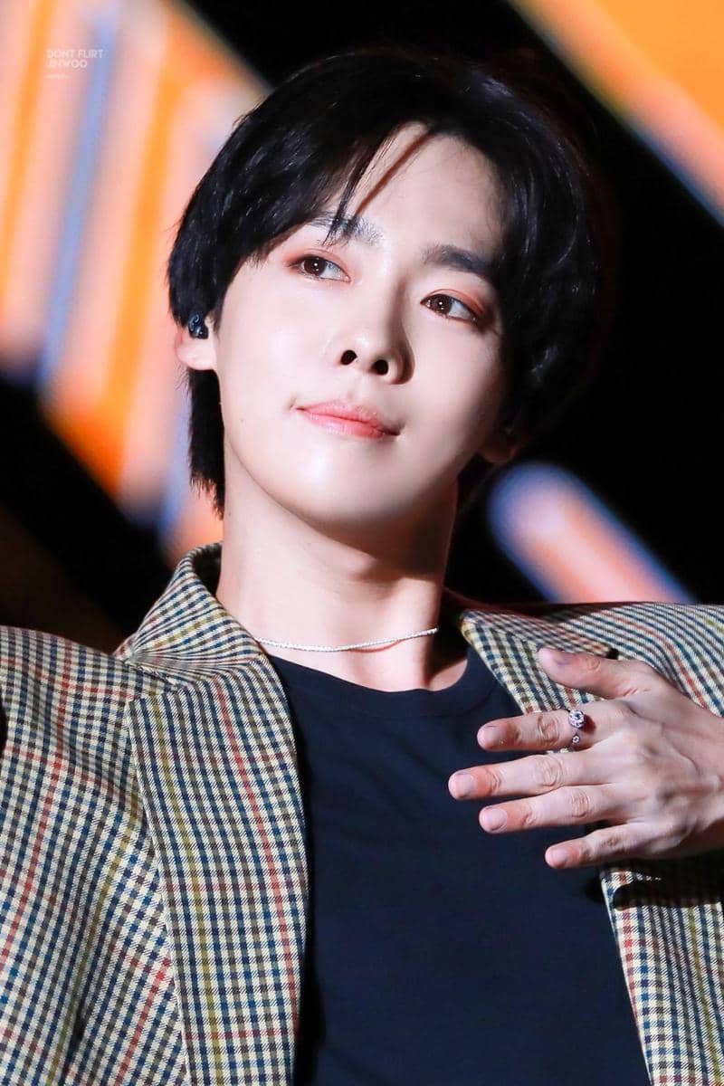 twitter.com/dontflirtjinwoo