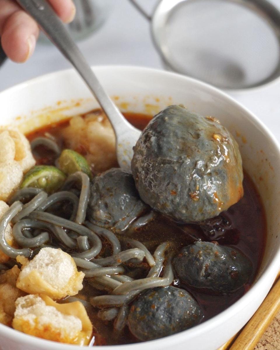 instagram.com/temeninmakan