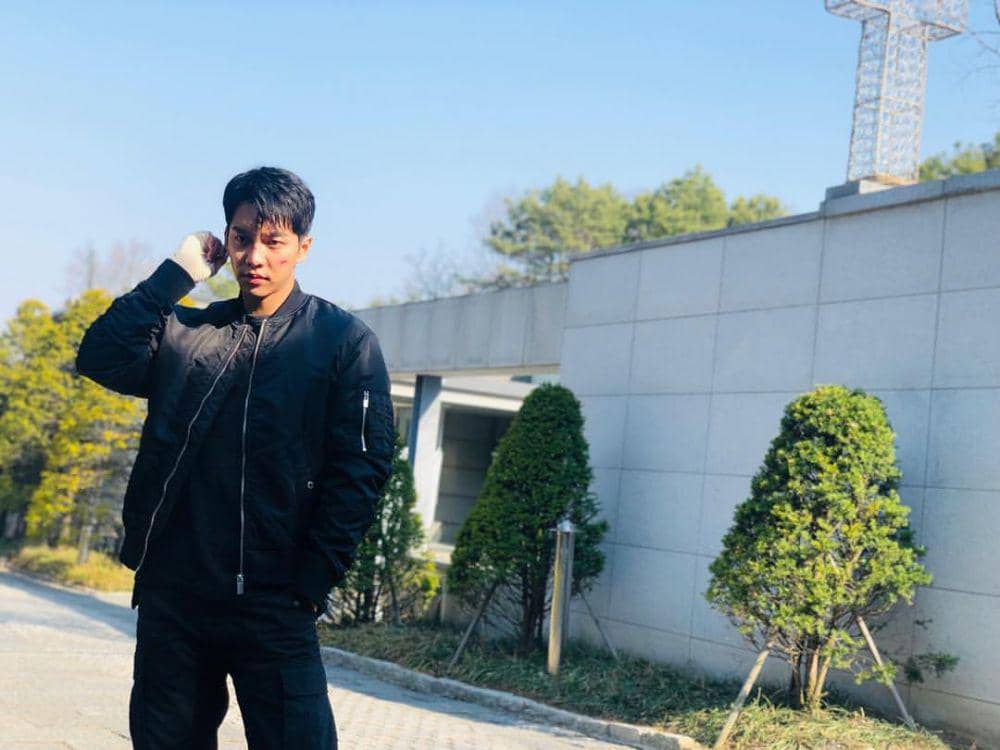 instagram.com/leeseunggi.official