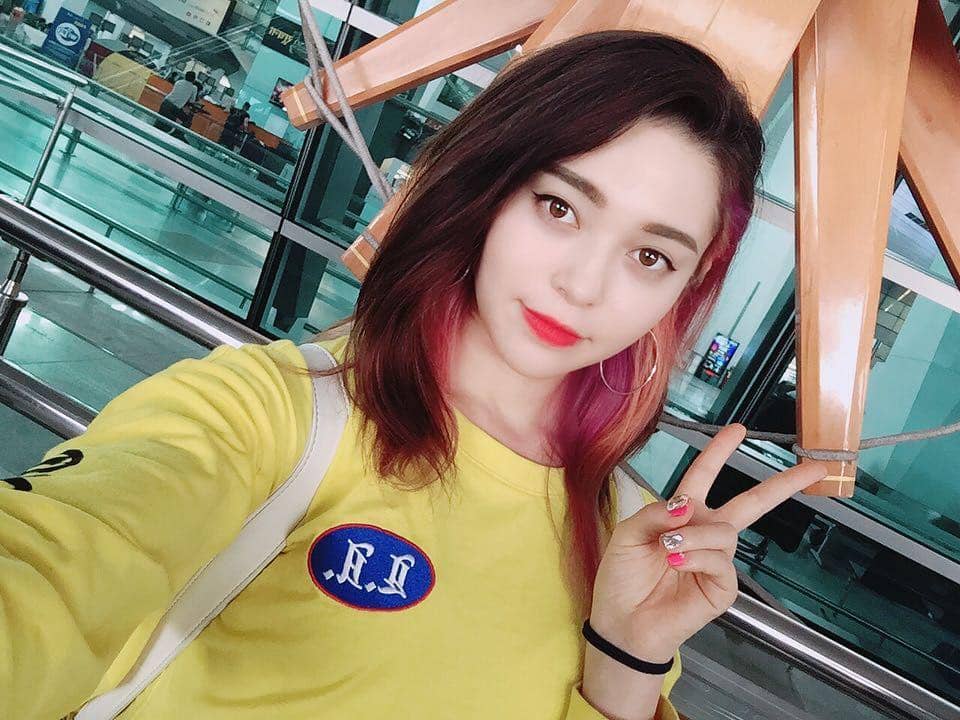 instagram.com/alexa_zbofficial