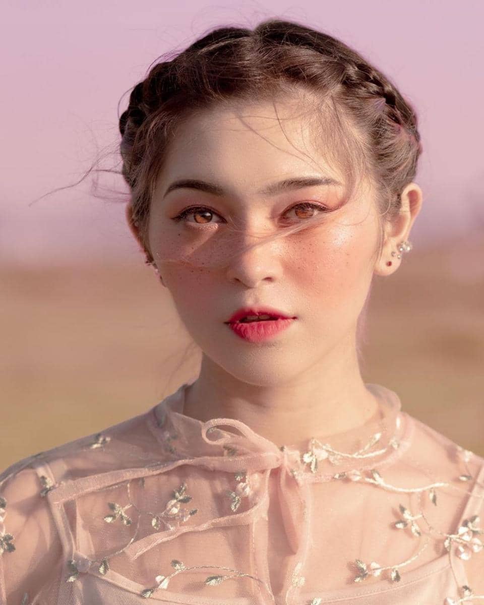 instagram.com/alexa_zbofficial