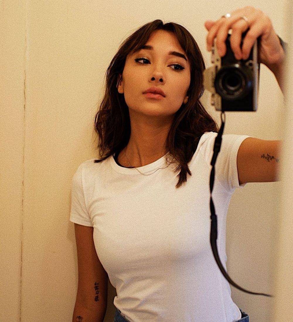 Instagram.com/carissaperusset