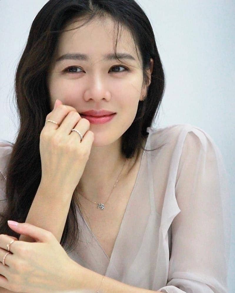 Instagram/@sonyejinonly