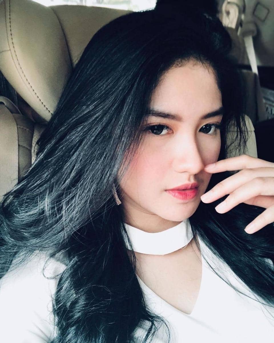 instagram.com/ochi24