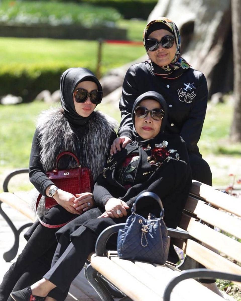 instagram.com/princessyahrini