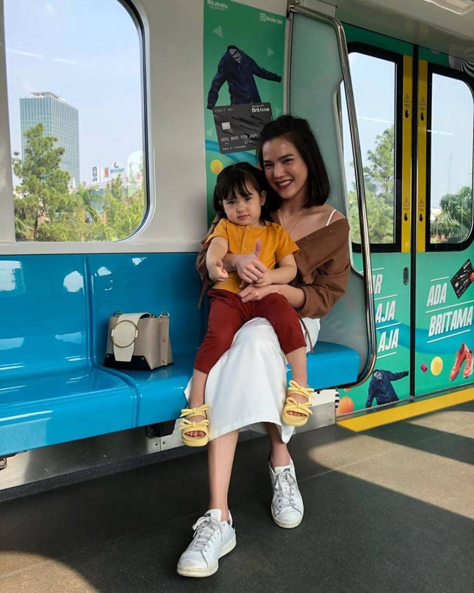 Instagram/alicenorin