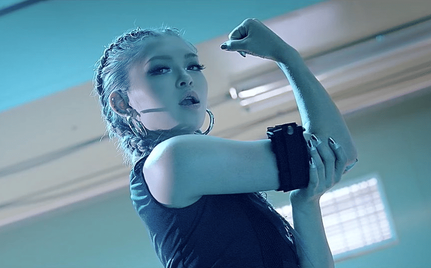 YouTube/AleXa • ZB Label