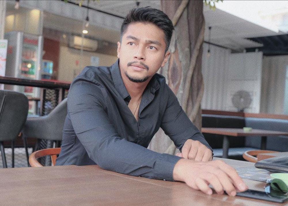 instagram.com/devamahenra