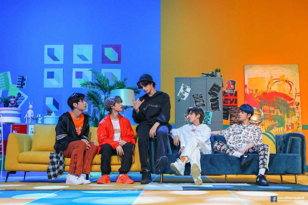 Twitter.com/TXT_bighit