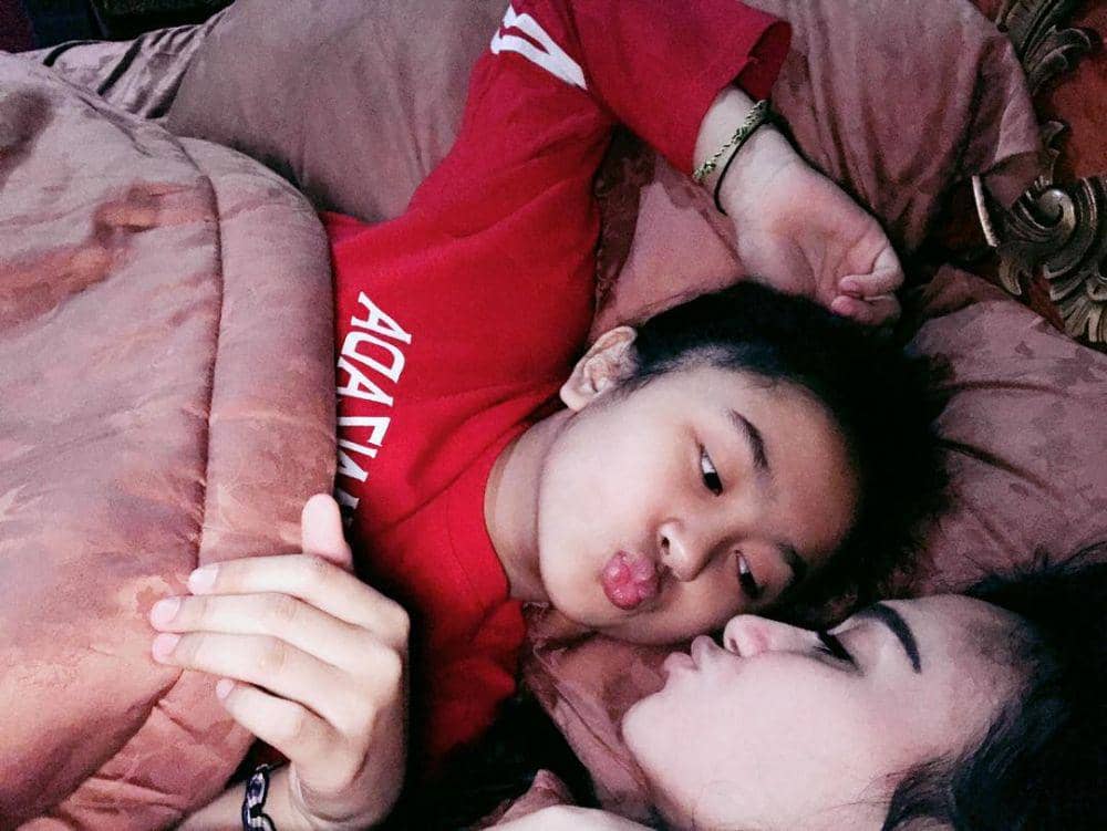 instagram.com/bebizie