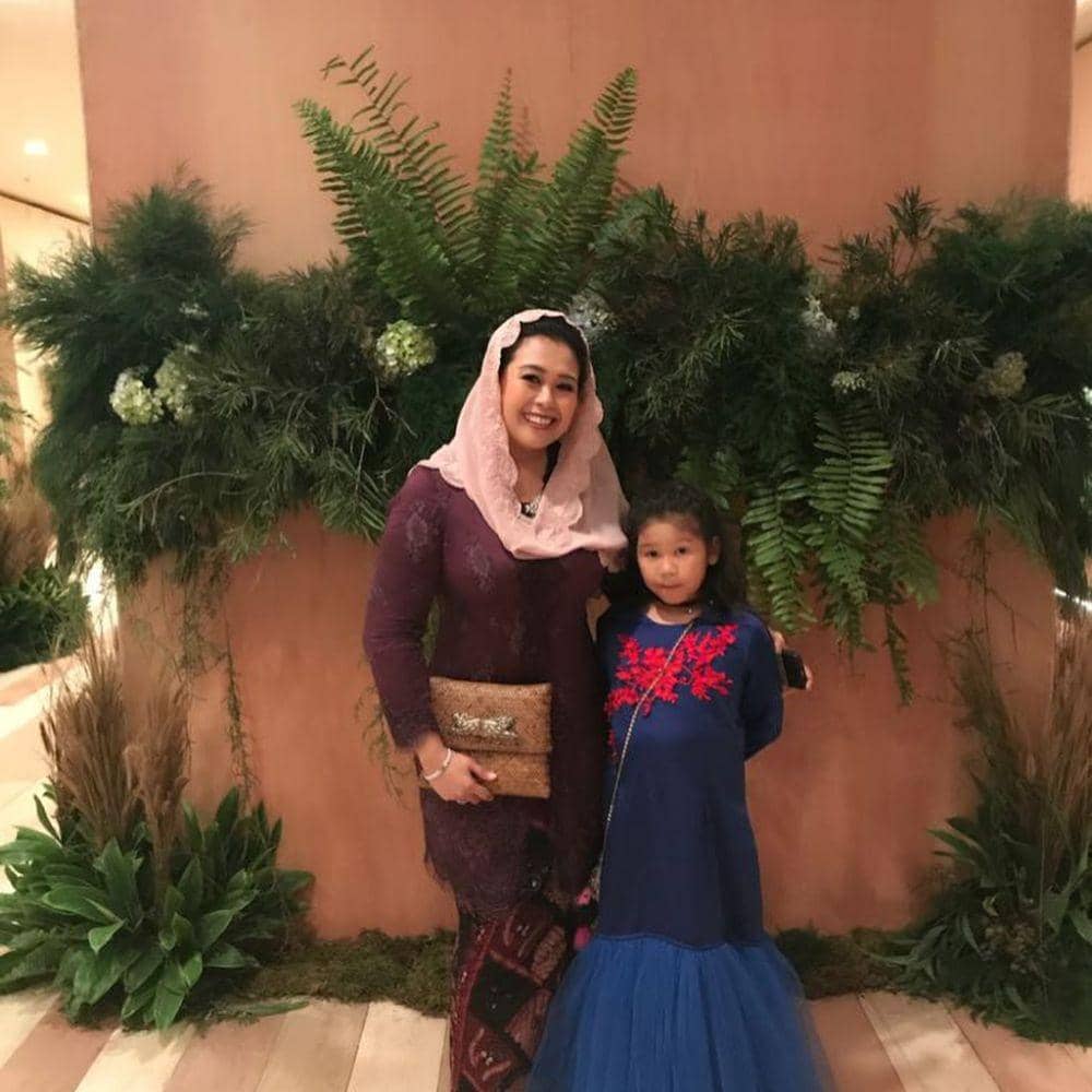 instagram.com/yennywahid