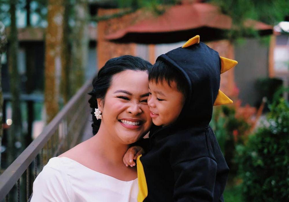 Instagram.com/eshabons