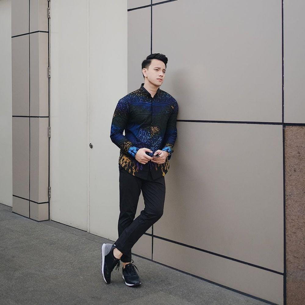 instagram.com/billydavidson_